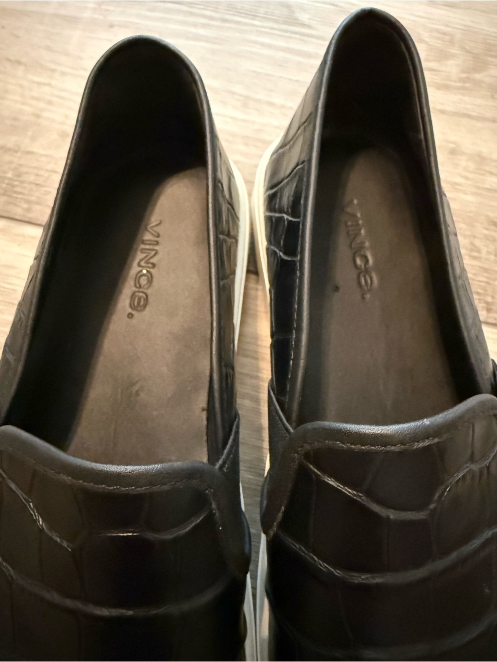 Vince Women's Black Croc-Embossed Slip-On Leather Loafers - Picture 3 of 7